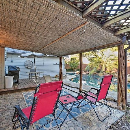 Peaceful San Antonio Oasis With Private Pool And Grill Villa Exterior photo